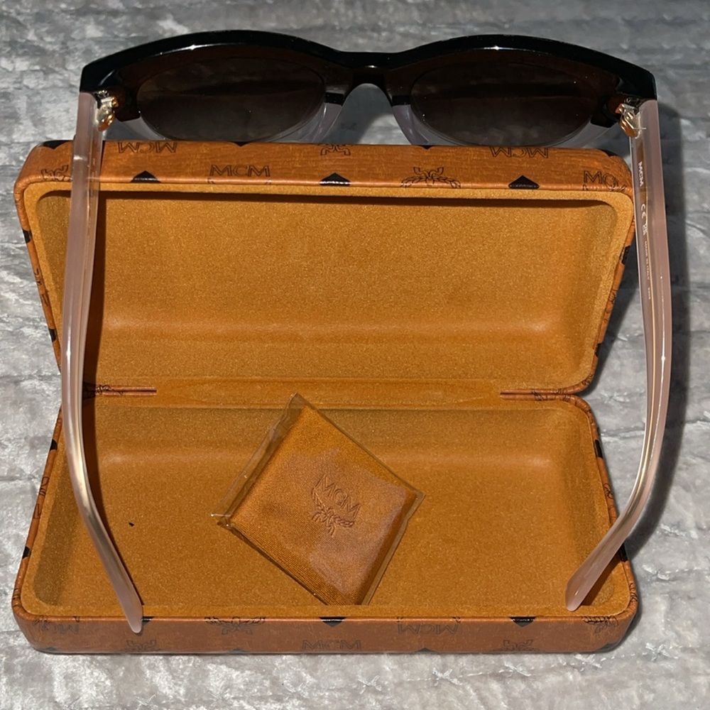 MCM sunglasses 🕶️ brand new with box excellent condition size 53 - Picture 6 of 11
